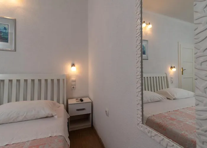 Feme Pensionat Trogir